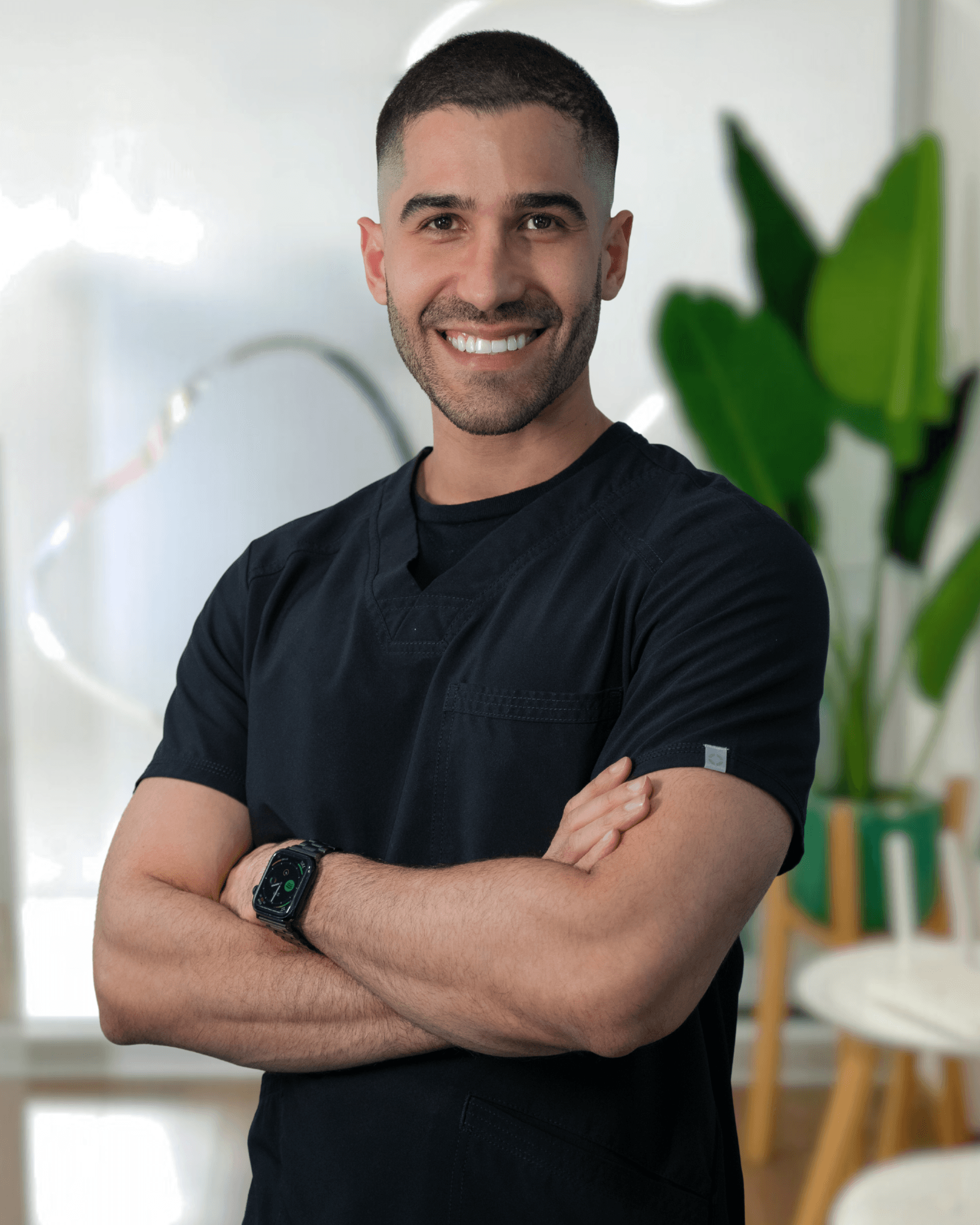 Dr. Andrés Quiñones